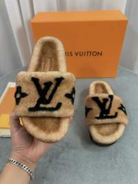 Picture of Louis Vuitton Slippers _SKULVsz34-4631104.5cmmnf1004
